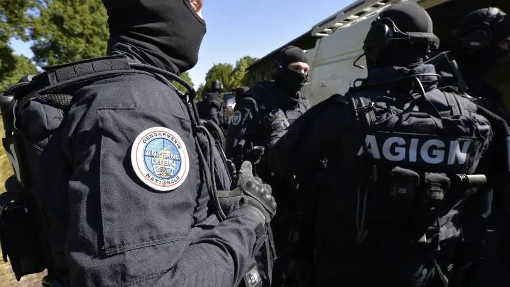 Gard : le GIGN intercepte près d’une tonne de cannabis dans une camionnette sur l’autoroute A9