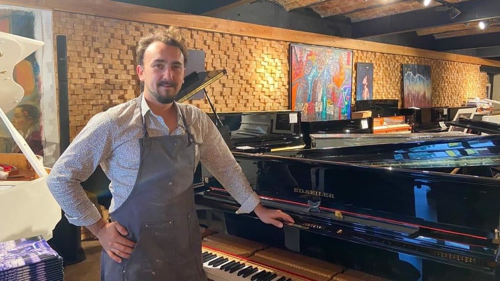 Reportage : « L’artisan du piano », un savoir-faire qui perdure