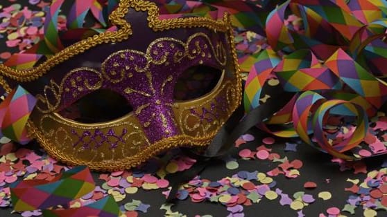 Pyrénées-Orientales : le Carnaval d’Argelès-sur-Mer se décline en journée et en nocturne