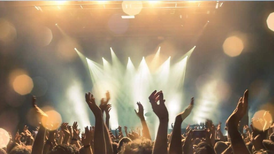 Sète : le Demi Festival électrise le Théâtre de la mer