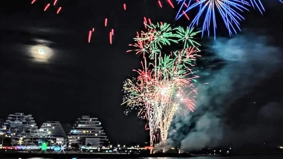 La Grande-Motte : 500 drones et un feu d’artifice ce week-end