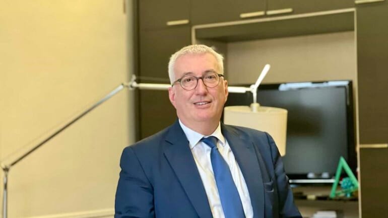 Municipales à Alès : Christophe Rivenq élu maire