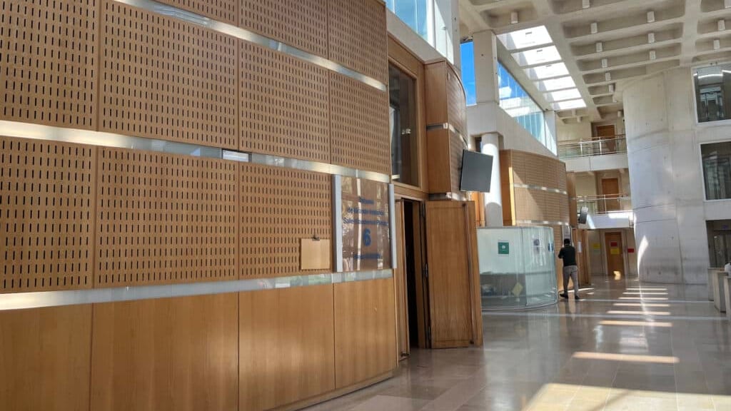Montpellier : gifles et humiliations, une mère condamnée pour violences sur son fils