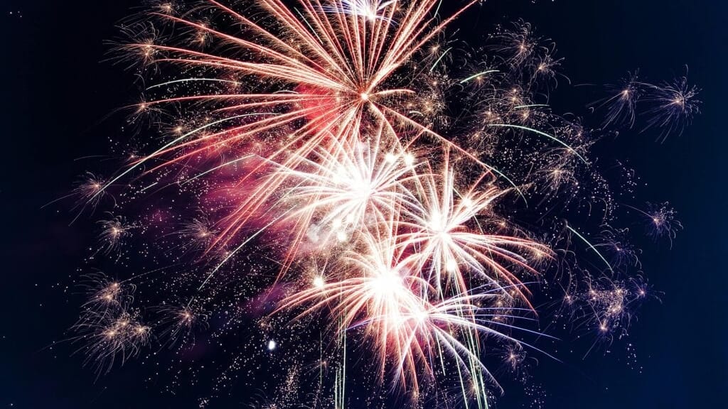 Uzès : une fête nationale entre tradition militaire, musique et feu d’artifice
