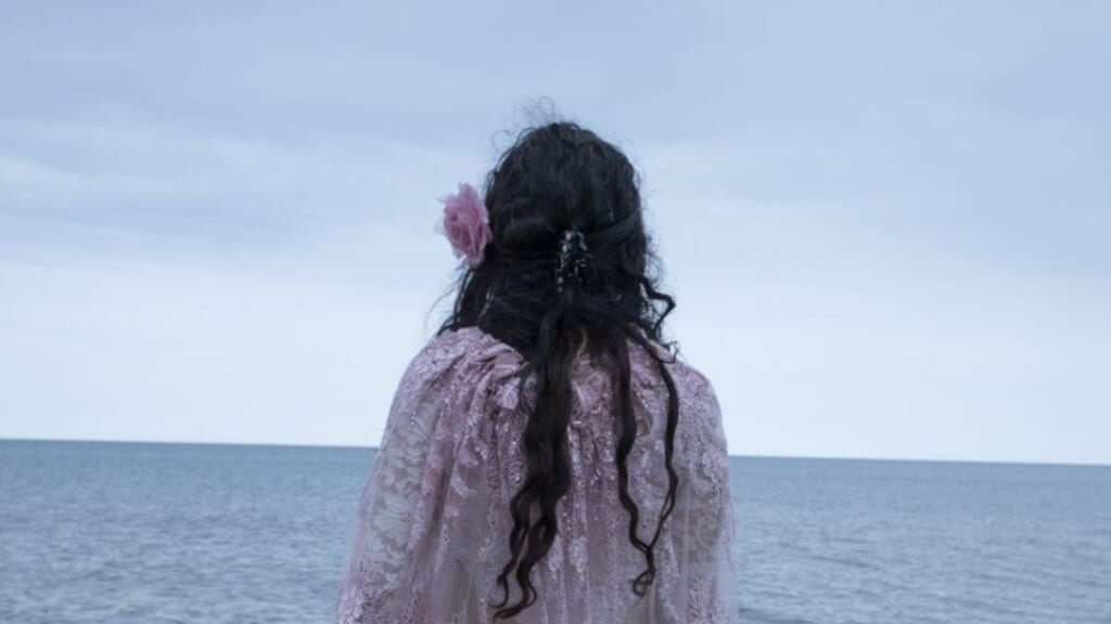 Camargue : une expo sur « Sara la Noire », sainte vénérée par le peuple tsigane aux Saintes-Maries-de-la-Mer