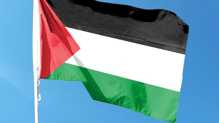 Olivier Faure appelle à hisser le drapeau palestinien sur les mairies le 22 septembre
