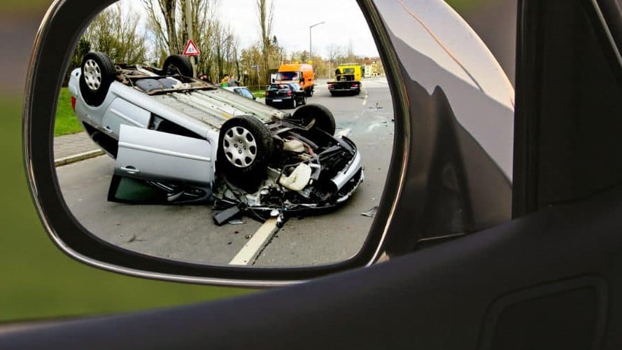 Occitanie : un jeune homme meurt dans un accident impliquant trois voitures