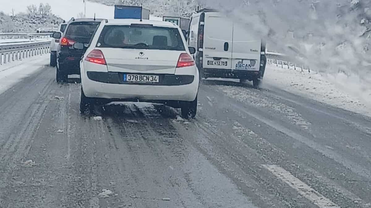 Météo : neige ce week-end sur les reliefs et fort vent dimanche !