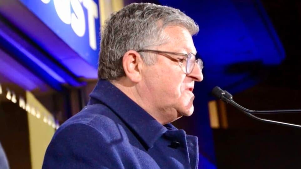 Nîmes : « On vient écrire l’histoire », Franck Proust en meeting au Parnasse