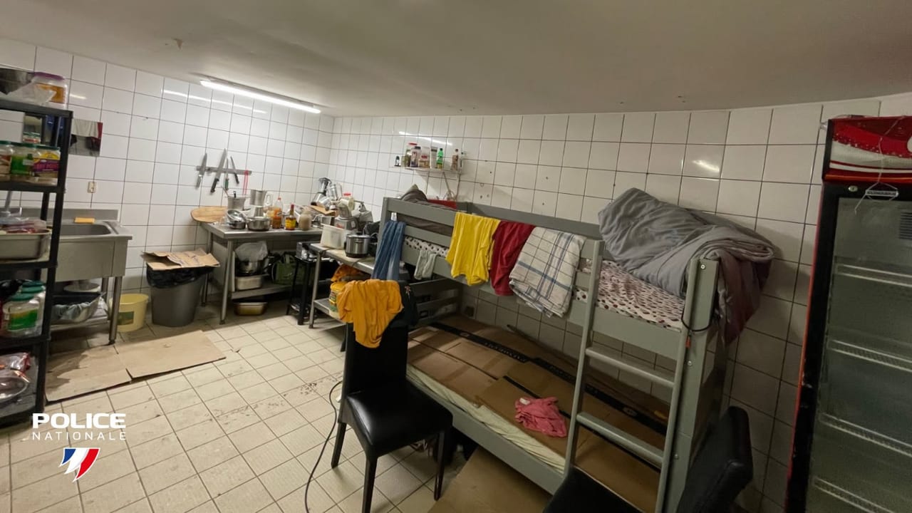 Travail clandestin et marchand de sommeil : un restaurant de poulet dans le viseur. Photo police nationale