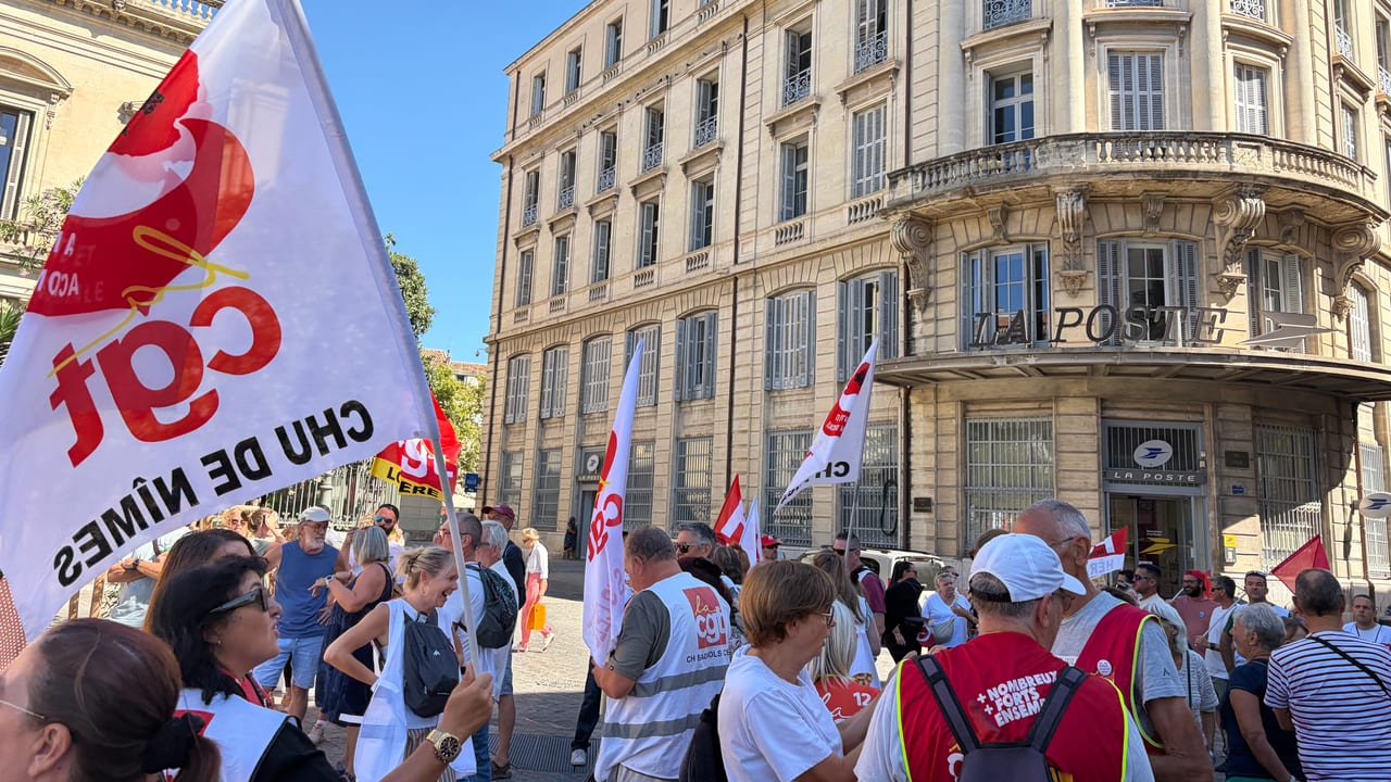 InfOccitanie / Camille Casanova - Les personnels de santé mobilisés ce mardi 15 septembre devant la préfecture de l'Hérault à Montpellier