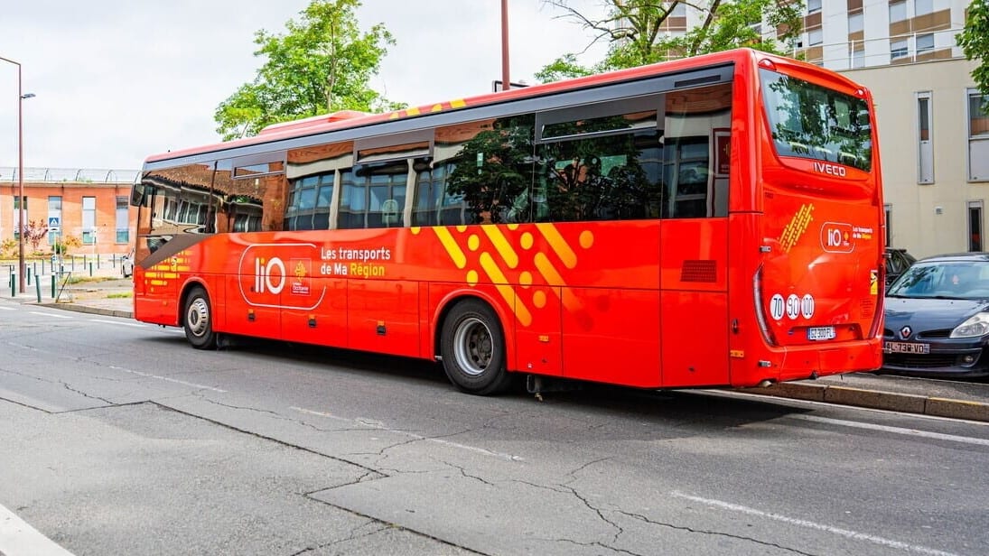 bus lio Occitanie. photo Leo Arcangeli