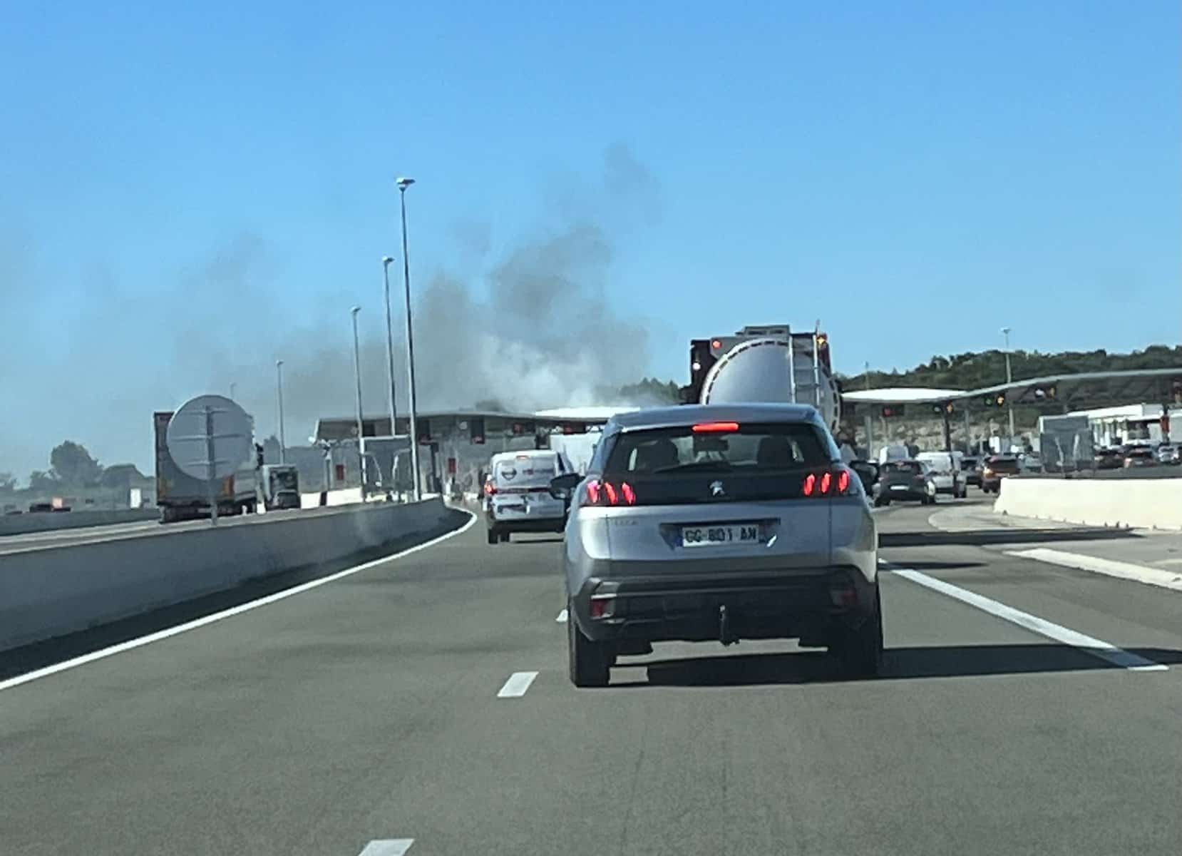 Hérault. Autoroute A9 incendie en cours au péage de Baillargues en