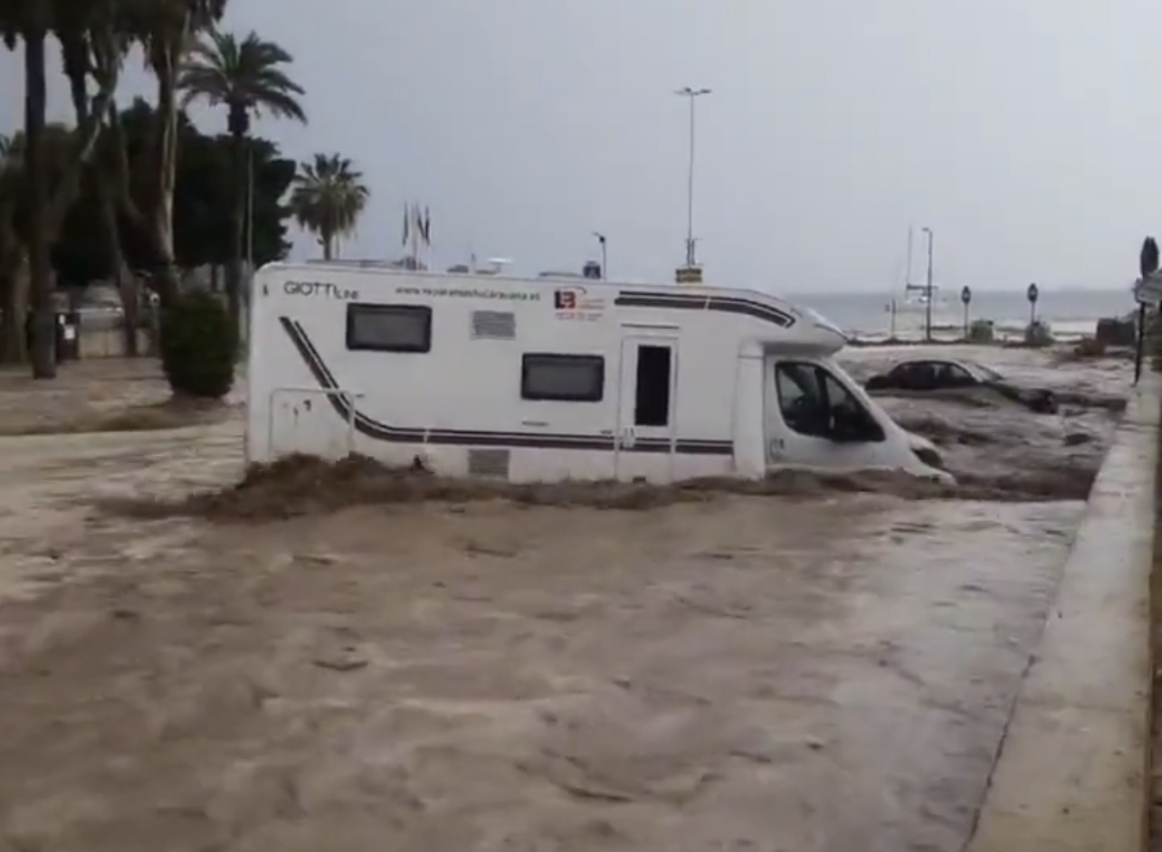 Espagne : Importantes Inondations Dans Le Sud-Est Du Pays à Aguilas