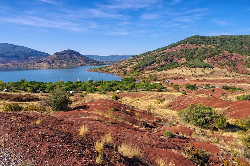 Summer Population Protection System and Arrival of the Republican Guard at Salagou Lake