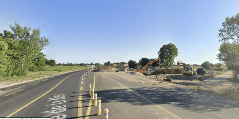 Route de la mer, entre Lunel et La Grande Motte - Google Maps