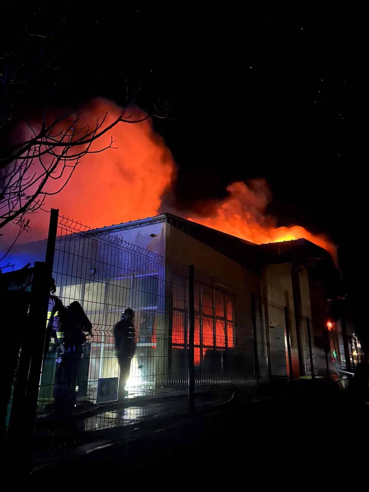 Incendie dans les locaux du stade à Sérignan