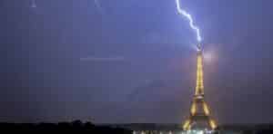 Tour Eiffel foudre
