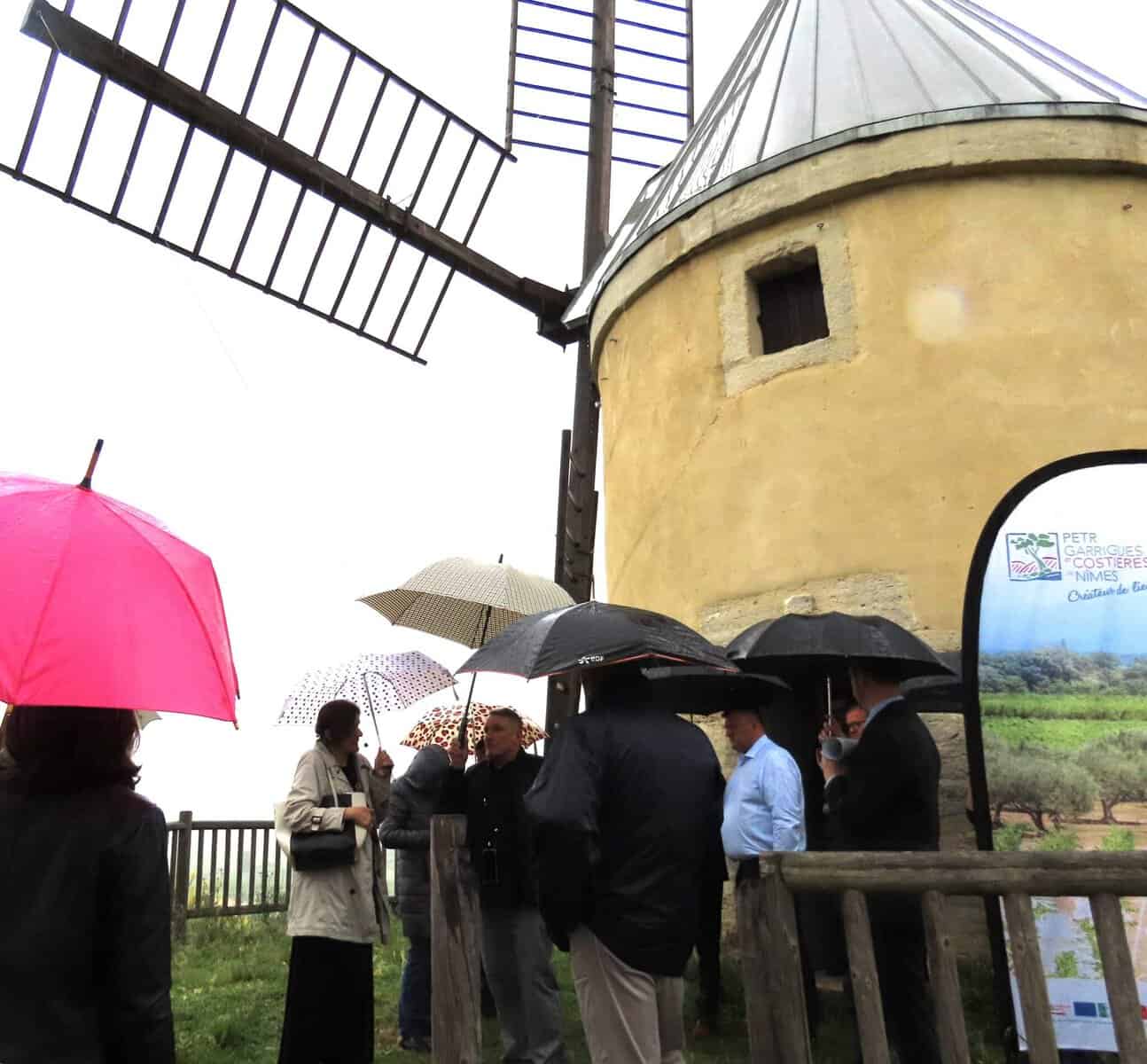 La délégation en visite au moulin de Langlade -Crédit photo : PETR Garrigues et Costières de Nîmes