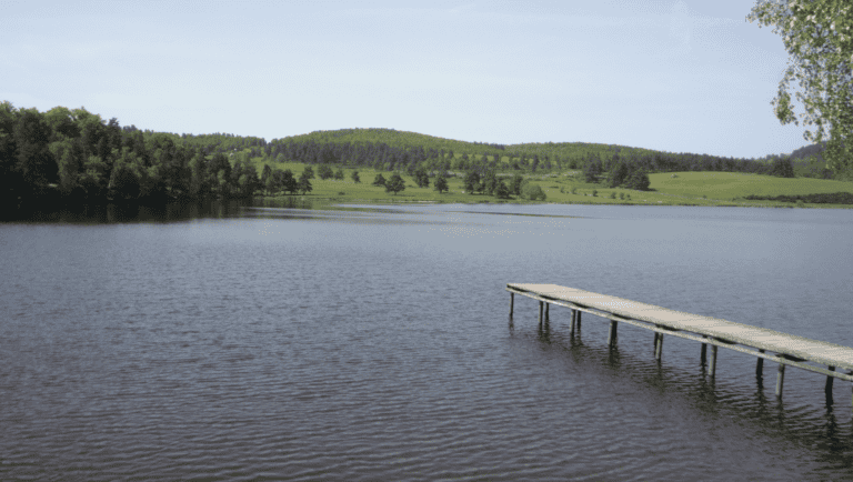 Lac du Moulinet : photo © Office de Tourisme Gévaudan Destination
