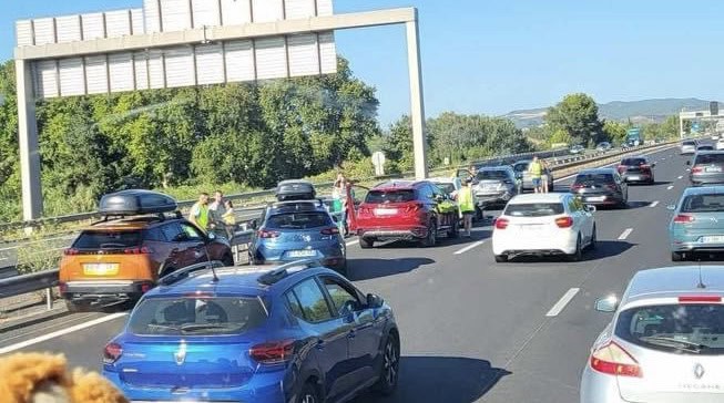 Accident ce lundi matin sur l'autoroute A9 près de Narbonne - Photo : Kazaa Infos Radars.