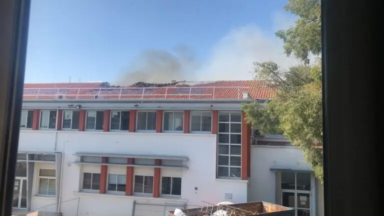 Incendie dans un bâtiment de l'École de la Police Nationale de Nîmes - photo UN1TÉ 30