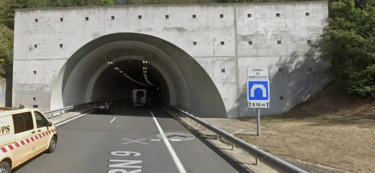 Travaux au niveau du tunnel A75 montjezieu - Photo Google Maps