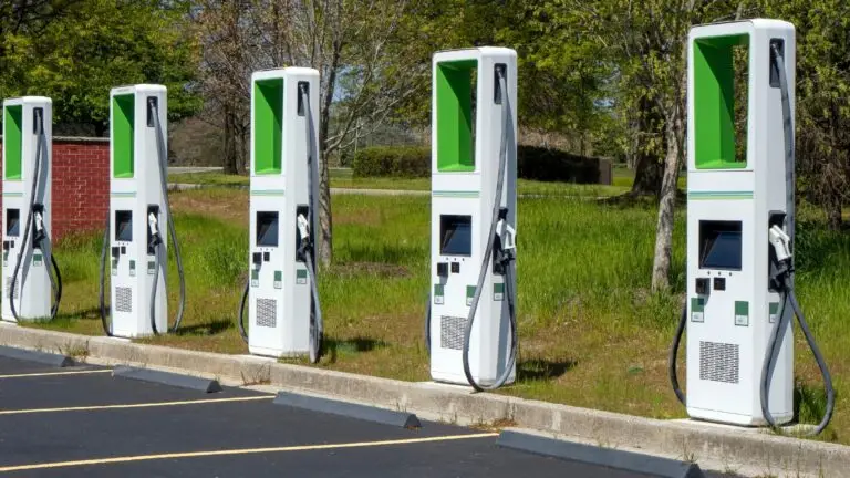 Bornes électriques sur l'autoroute A9