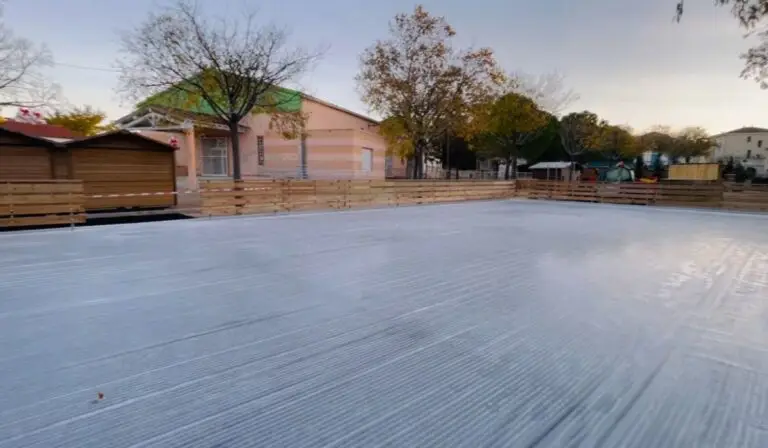 Patinoire Féerie de Noel d'Aniane - infOccitanie